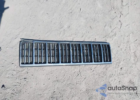 1988 Jeep Cherokee Pioneer z USA, uszkodzony, nr VIN 1JCMR7822JT241174